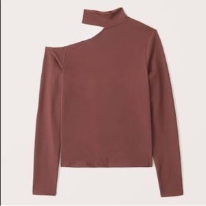 ABERCROMBIE AND FITCH CUTOUT TOP